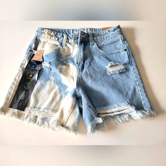 Organic Blue Distressed Denim Shorts Size 26 Blue NWT - Picture 1 of 9